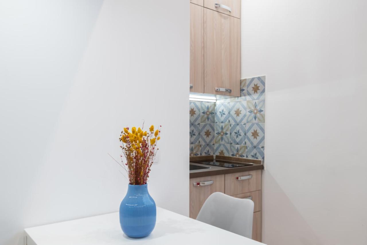 Isola - Studio Flat Milan Luaran gambar