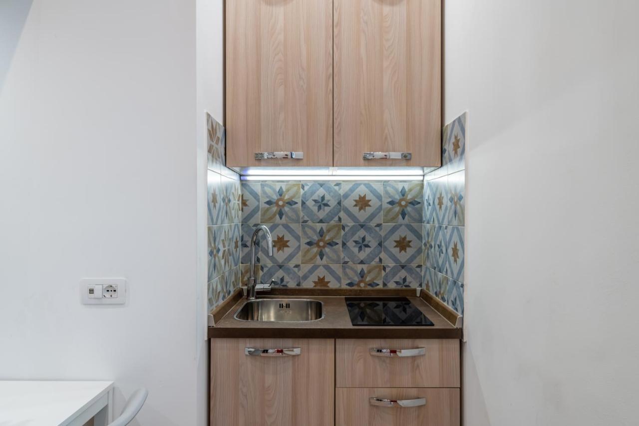 Isola - Studio Flat Milan Luaran gambar